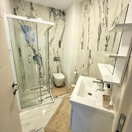 Lightness Apartment By The Sea Famagusta  Room photo